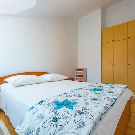 Remini Apartment Grebastica