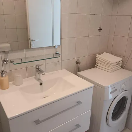 Apartment Remini *