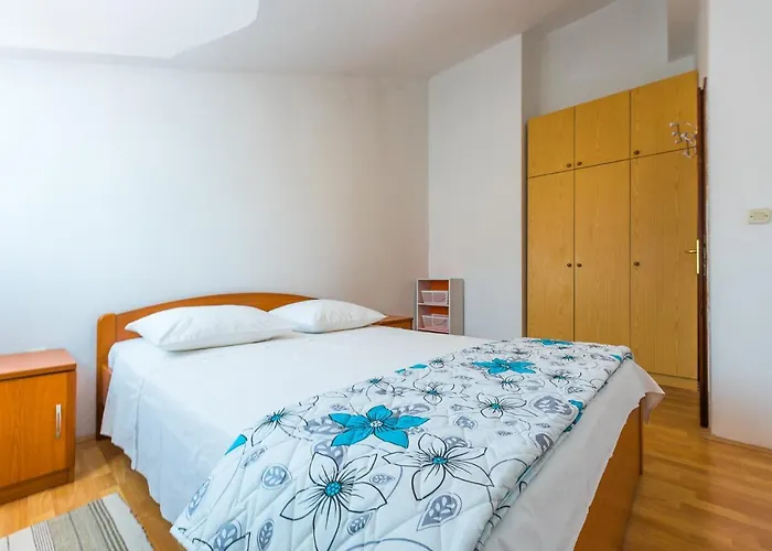 Remini Apartment Grebastica