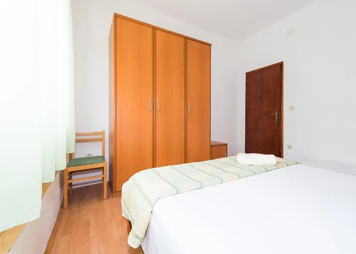 Remini Apartment Grebastica