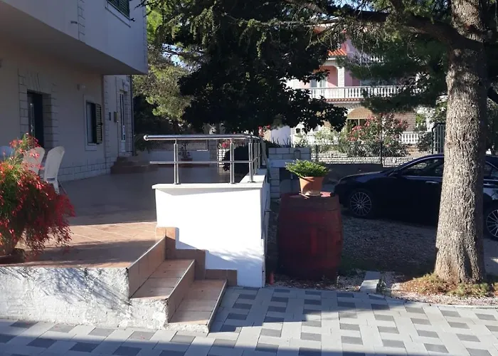 Remini Apartment Grebastica